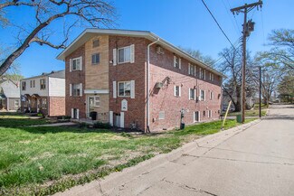 Plus de détails pour 801 N 48th St, Omaha, NE - Logement à vendre