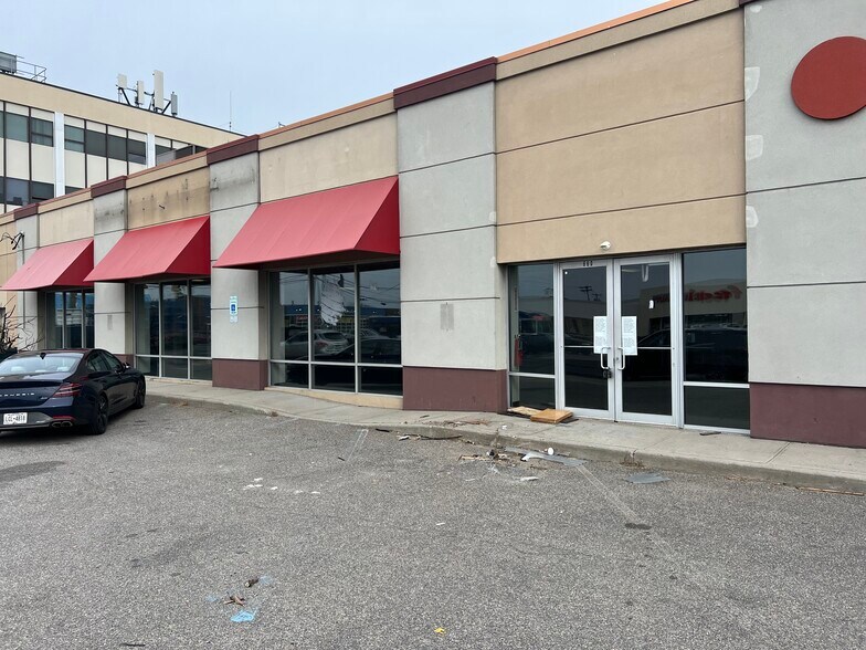 660 Rockaway Tpke, Lawrence, NY à louer - Photo de l’immeuble – Image 3 sur 5