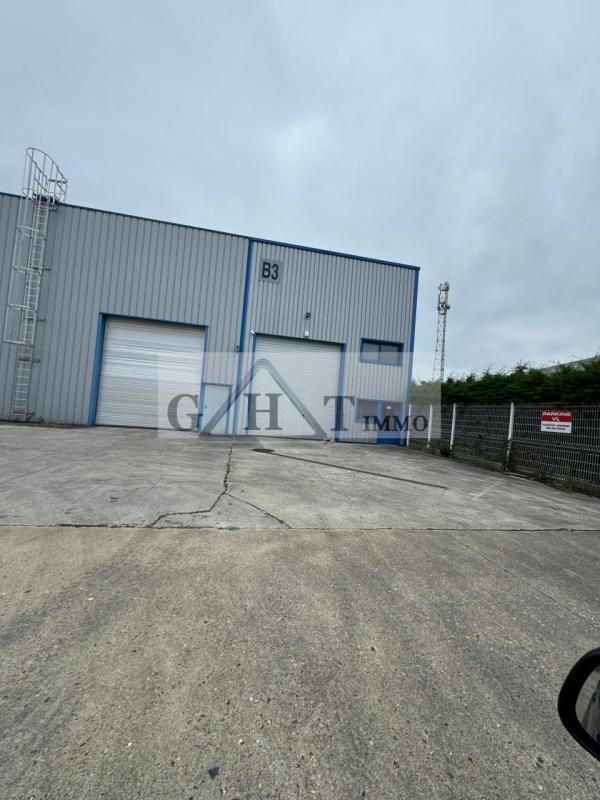 Plus de détails pour Industriel/Logistique à vendre