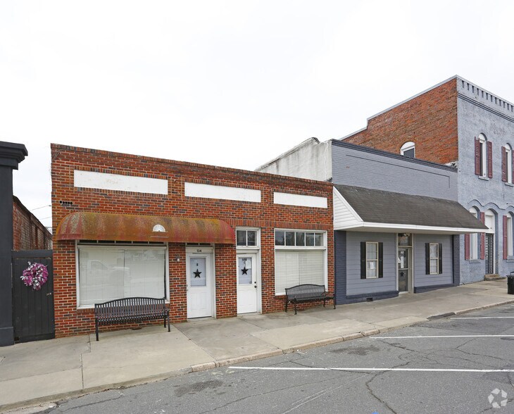 130-134 E Main St, Marshville, NC à vendre - Photo de l’immeuble – Image 2 sur 5