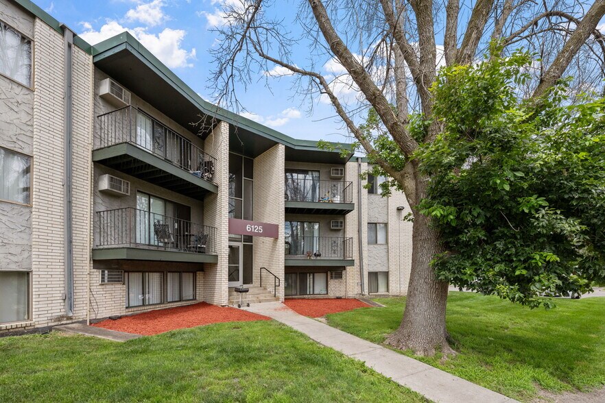 6455 Zane Ave N, Minneapolis, MN à vendre - Photo de l’immeuble – Image 3 sur 50