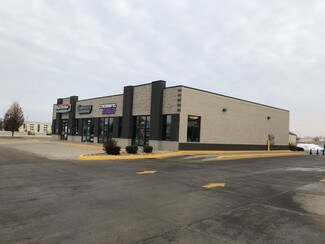 Plus de détails pour 3203-3209 Devils Glen Rd, Bettendorf, IA - Local commercial à louer