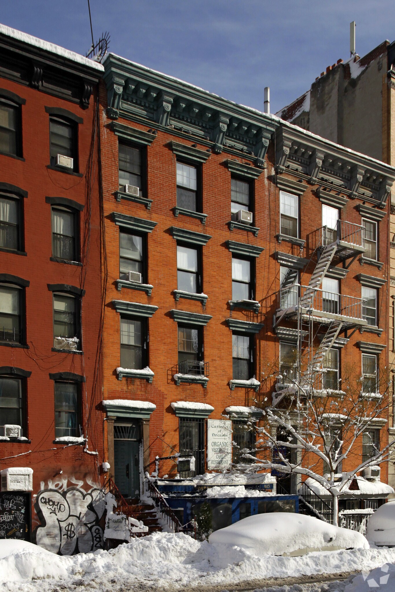 405 E Sixth St, New York, NY à louer Photo principale– Image 1 sur 4
