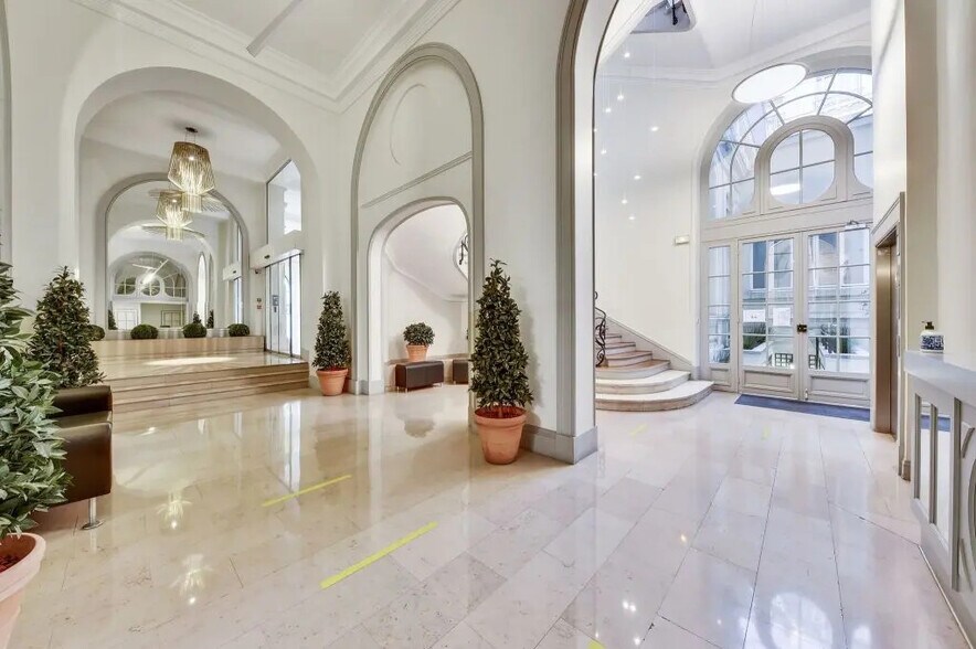 49 Bis Avenue Hoche, Paris à louer - Photo de l’immeuble – Image 2 sur 4