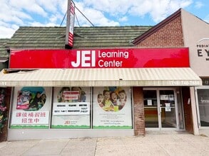 19211-19219 Union Tpke, Fresh Meadows, NY à louer Photo de l’immeuble– Image 1 sur 12