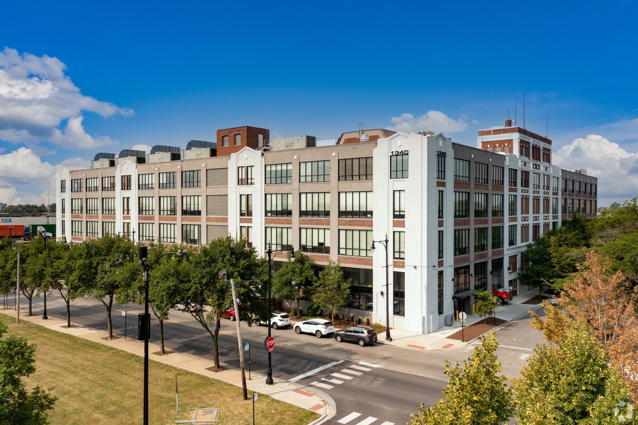 1340 S Damen Ave, Chicago, IL à louer Photo principale– Image 1 sur 11