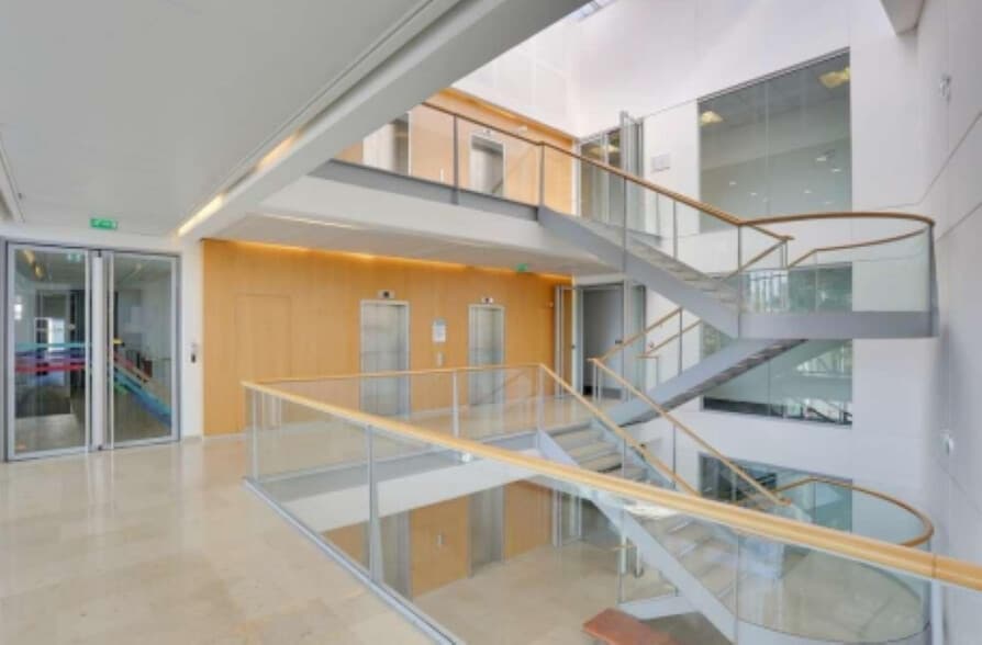 3 Avenue Jeanne Garnerin, Wissous à vendre - Hall d’entrée – Image 3 sur 8
