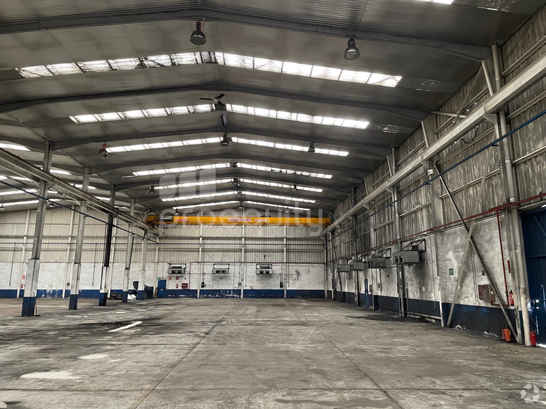 Industriel/Logistique dans Pinto, Madrid à vendre - Photo de l’immeuble – Image 1 sur 9