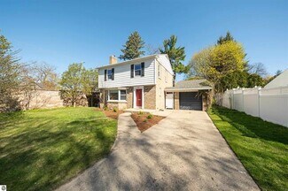 Plus de détails pour Residential Income Properties – Spécialisé à vendre, Traverse City, MI