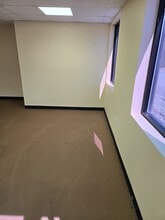 809 S Main St, Troutman, NC à louer Photo intérieure– Image 2 sur 4