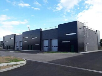 Plus de détails pour Local d'activités à louer