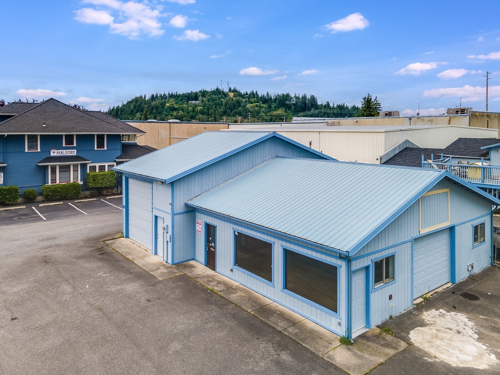 360 S Burlington Blvd, Burlington, WA à louer Photo principale– Image 1 sur 18