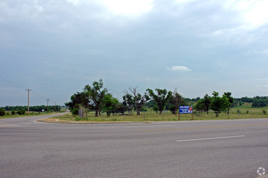 NEC 76th St N & N Memorial Dr, Owasso, OK à vendre - Photo de l’immeuble – Image 2 sur 13
