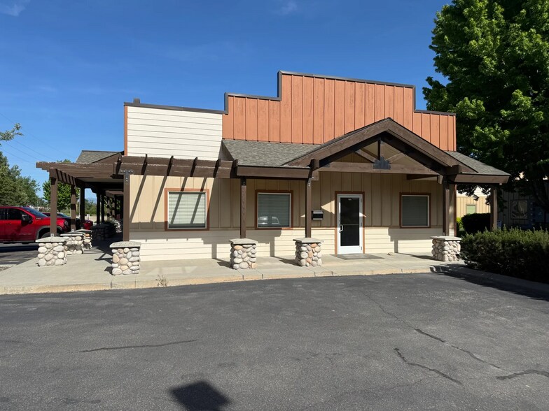 412 S King Ave, Middleton, ID à vendre - Photo de l’immeuble – Image 2 sur 5