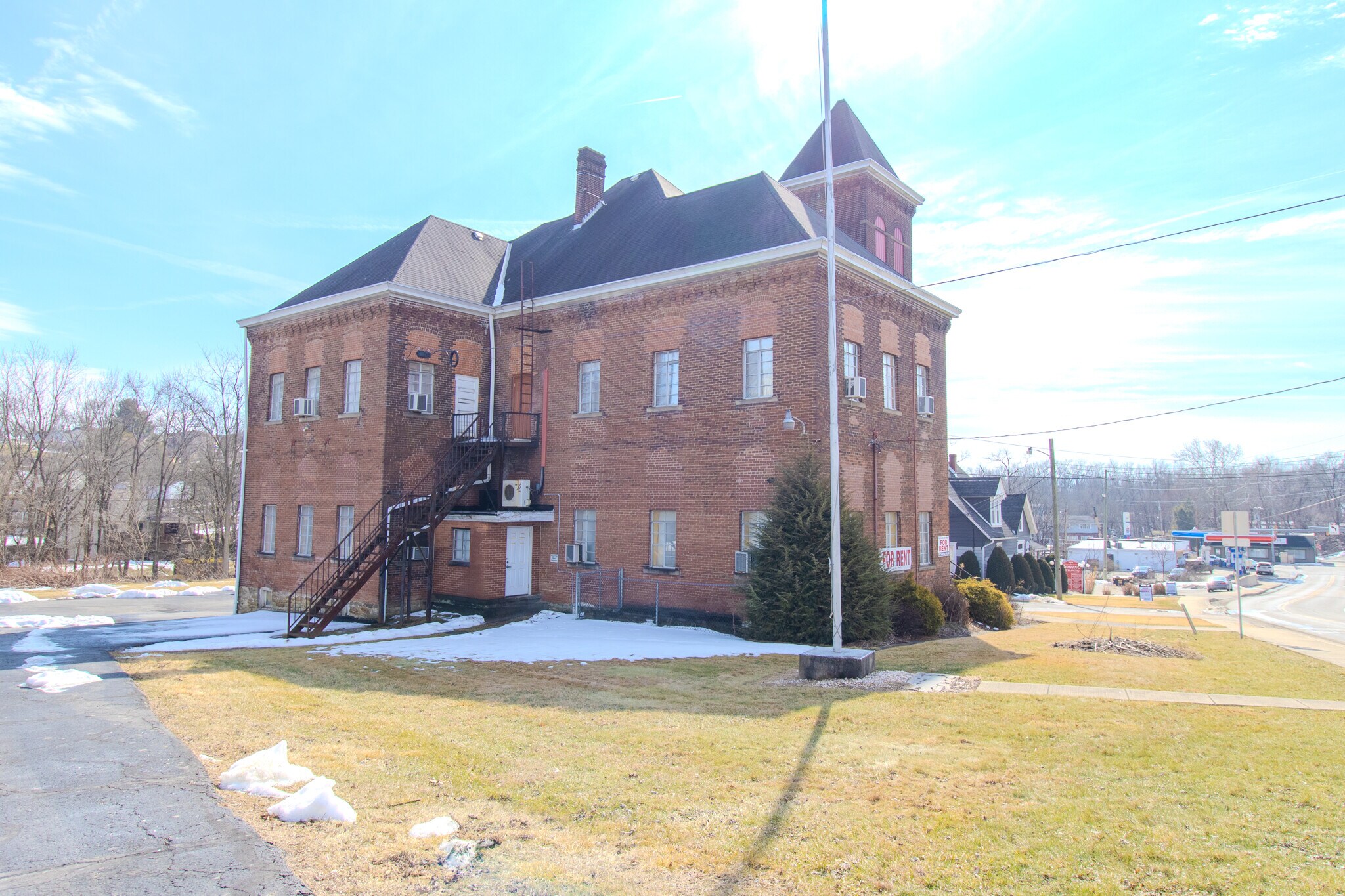 1006 Harrison City Export Rd, Harrison City, PA à louer Photo principale– Image 1 sur 55