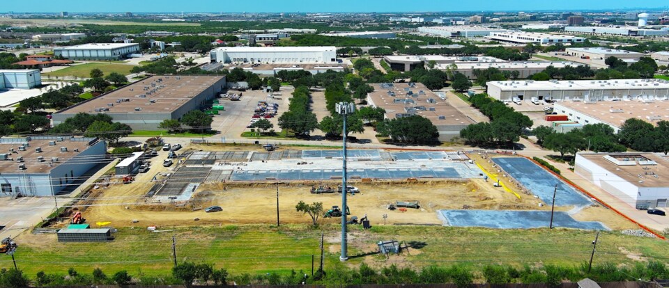3110 Skyway Cir S, Irving, TX à vendre - Photo de l’immeuble – Image 3 sur 3