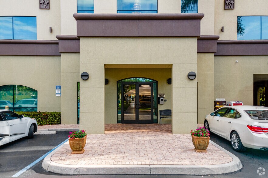 2180 Immokalee Rd, Naples, FL à louer - Photo de l’immeuble – Image 3 sur 5