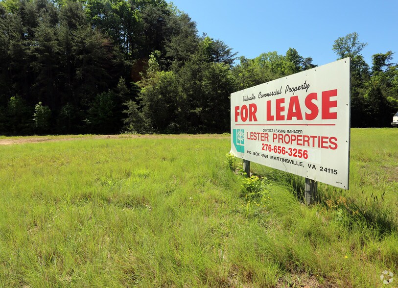 247 W Commonwealth Blvd, Martinsville, VA à vendre - Photo de l’immeuble – Image 2 sur 3