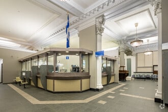 276-288 Rue Saint-Jacques, Montréal, QC à louer Photo intérieure– Image 2 sur 2