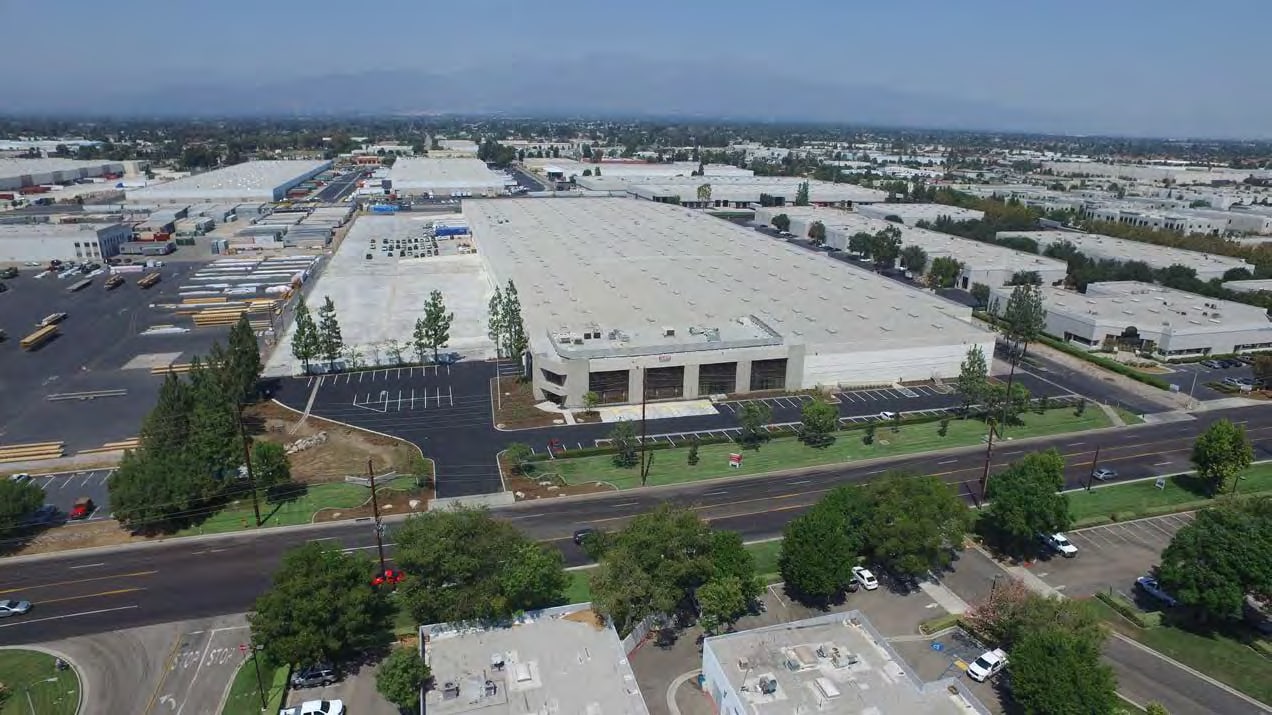 5150 Edison Ave, Chino, CA à louer Photo de l’immeuble– Image 1 sur 4