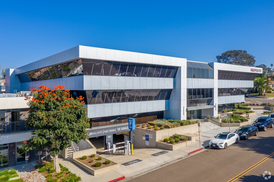 7817 Ivanhoe Ave, La Jolla, CA à louer - Photo de l’immeuble – Image 1 sur 10