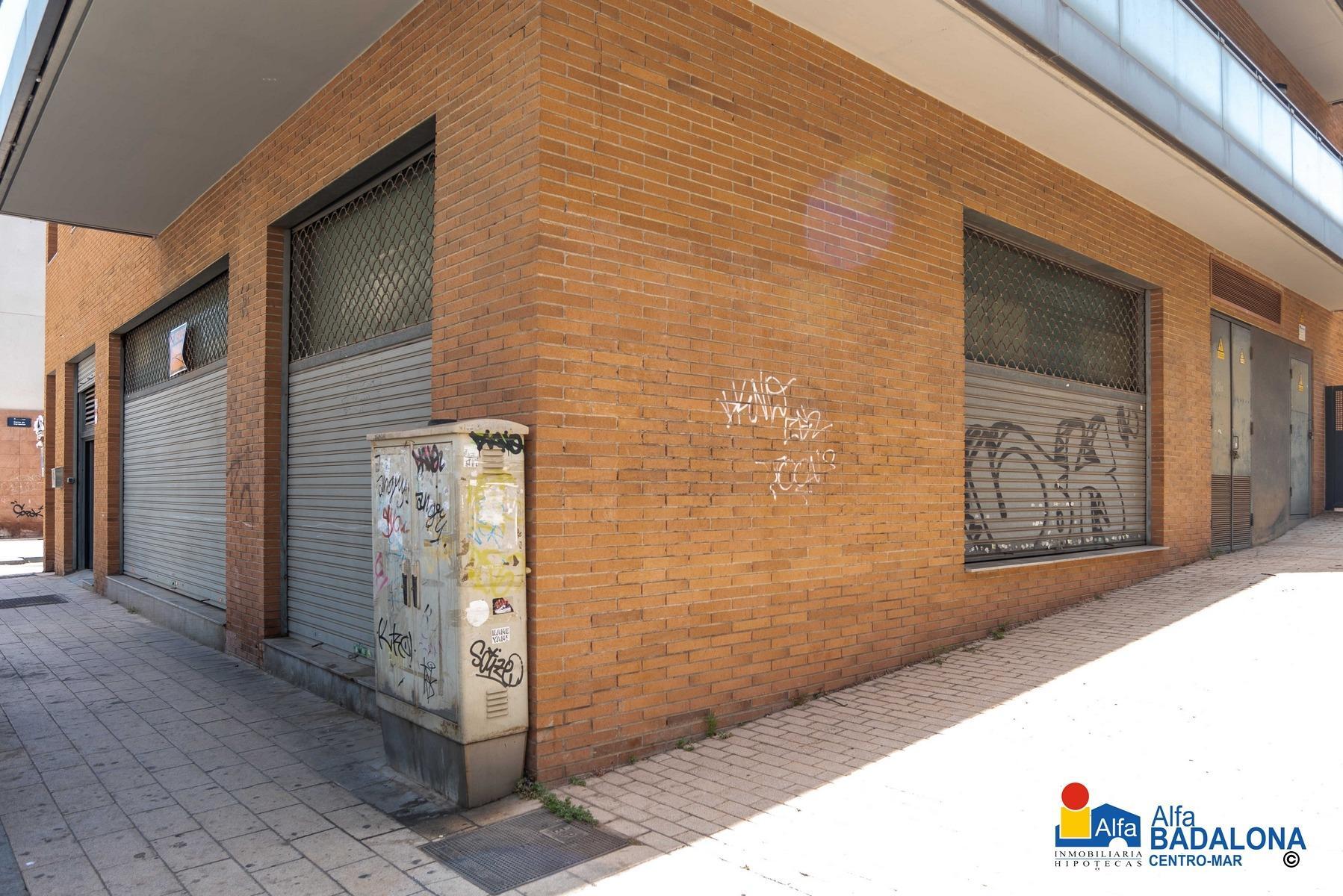 Local commercial dans Badalona, Barcelona à louer Photo intérieure– Image 1 sur 8