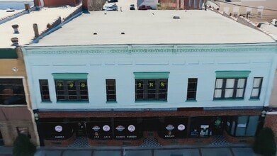 111 Bank St, Oxford, NC à louer - Vidéo sur l’annonce professionnelle