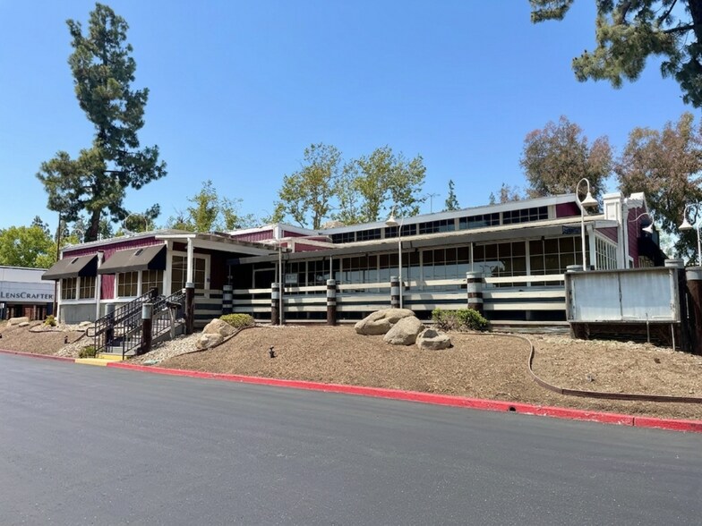 9345 Monte Vista Ave, Montclair, CA à vendre - Photo de l’immeuble – Image 3 sur 5