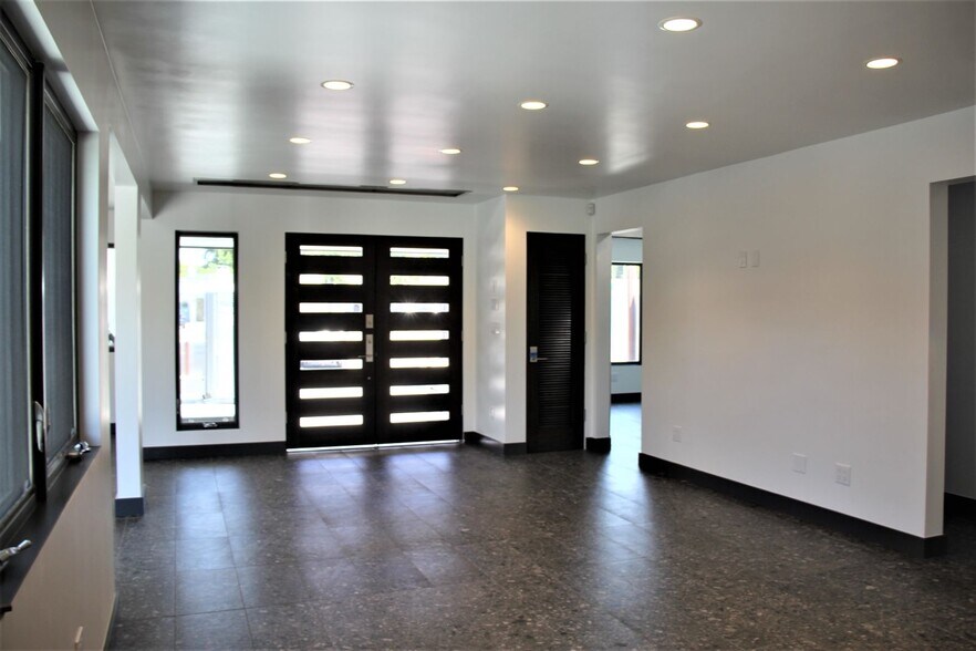 1141 Saratoga Ave, San Jose, CA à vendre - Photo de l’immeuble – Image 3 sur 15