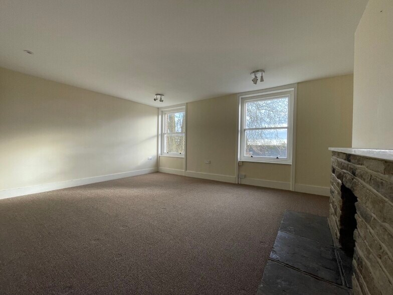 6 High St, Tenterden à louer - Photo de l’immeuble – Image 3 sur 9