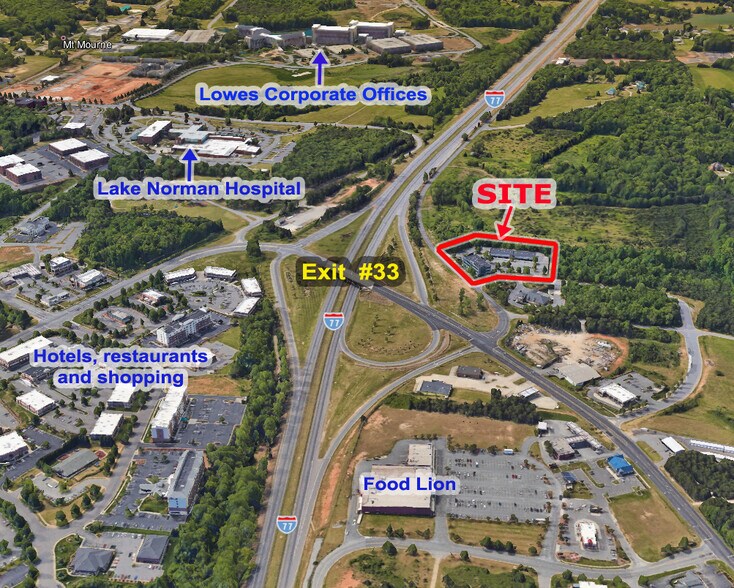 517 Alcove Rd, Mooresville, NC à louer - Photo de l’immeuble – Image 2 sur 8