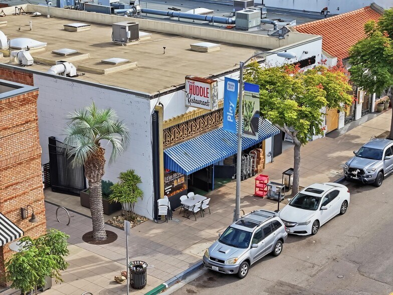 4019 Goldfinch St, San Diego, CA à vendre - Photo de l’immeuble – Image 3 sur 6