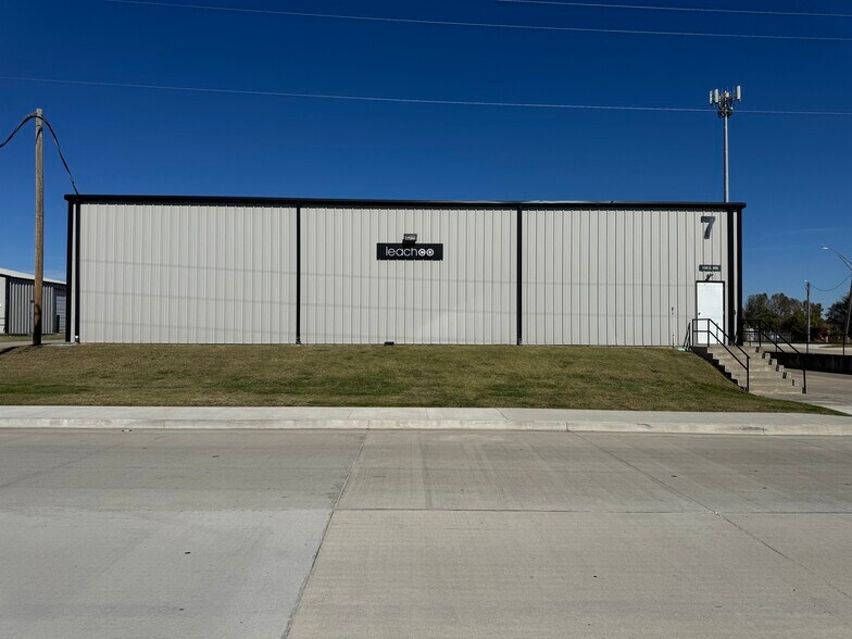 130 E 9th St, Ada, OK à louer - Photo de l’immeuble – Image 2 sur 20