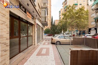 Plus de détails pour Local commercial à vendre