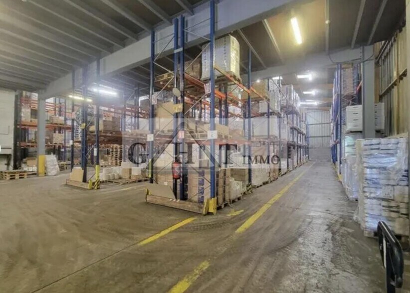Industriel/Logistique dans Villeneuve-la-Garenne à louer - Photo intérieure – Image 2 sur 3