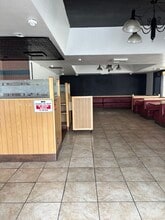 1301-1699 E Florida Ave, Hemet, CA à louer Photo intérieure– Image 1 sur 10