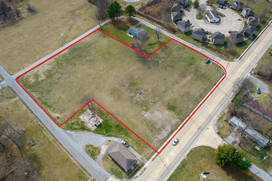 1505 Morgan Ave, Marion, IL à vendre - Photo de l’immeuble – Image 3 sur 4