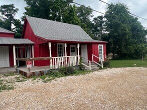 112 Royal St, Salado, TX à louer Photo intérieure– Image 2 sur 20