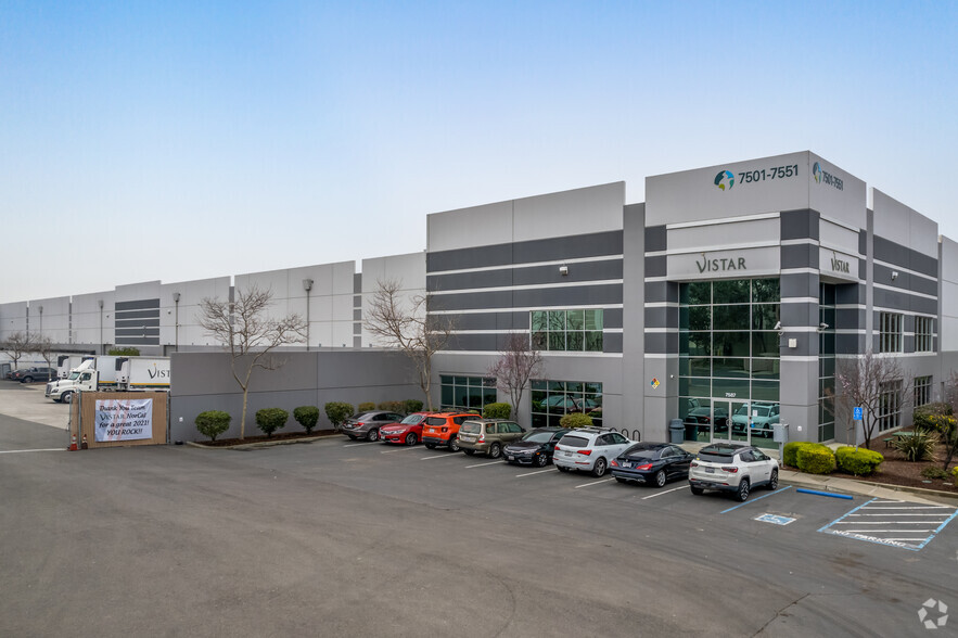 7501-7587 Las Positas Rd, Livermore, CA à louer - Photo de l’immeuble – Image 2 sur 5