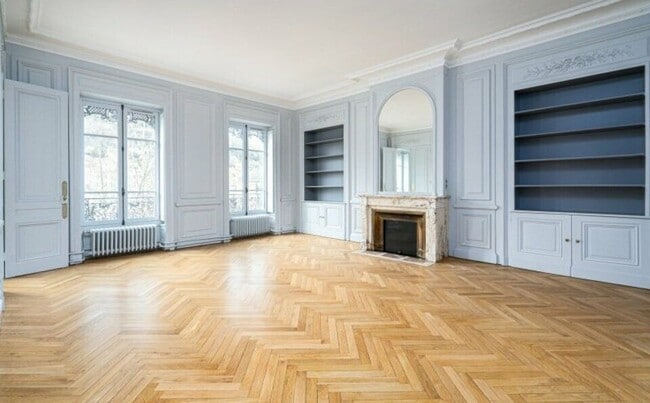 Plus de détails pour 16 Rue Des Pyramides, Paris - Bureau à louer