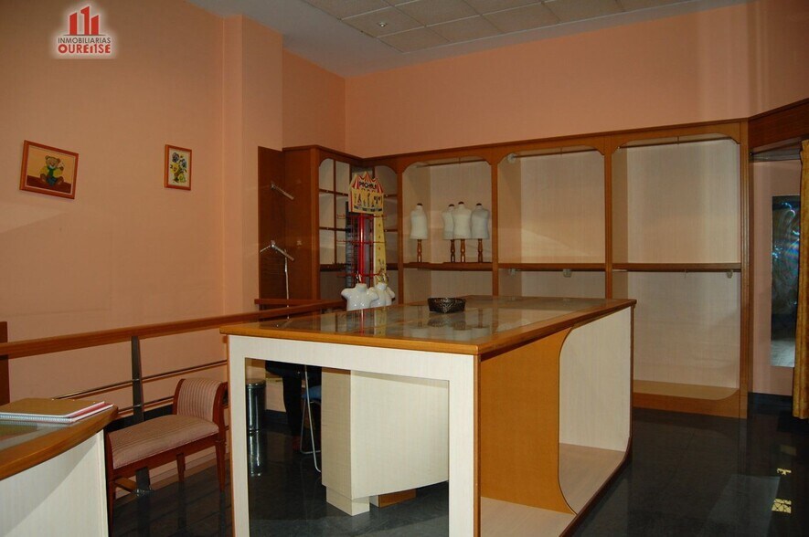 Local commercial dans Ourense, Orense à louer - Photo de l’immeuble – Image 2 sur 8
