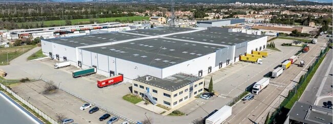 Plus de détails pour Industriel/Logistique à louer