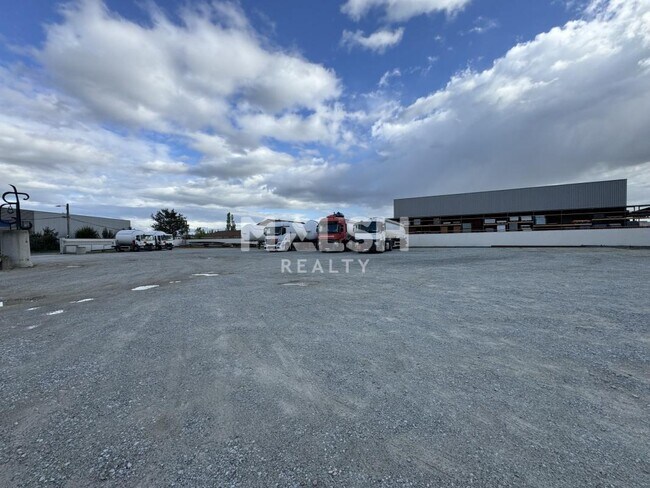 Plus de détails pour Terrain à vendre