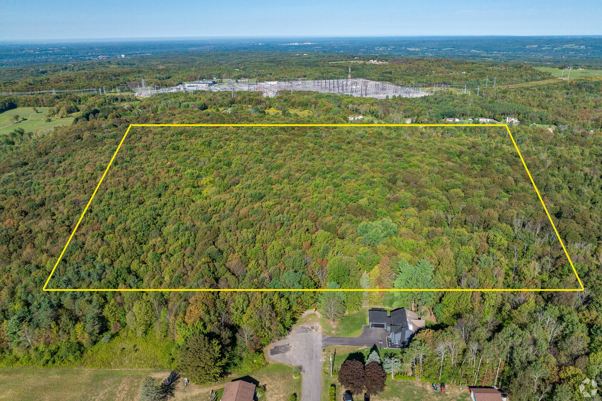 6520 Mallory Rd, Marcy, NY à vendre Photo de l’immeuble– Image 1 sur 22