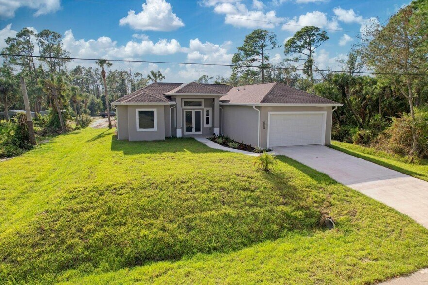 2721 Parasol Ln, North Port, FL à vendre - Photo principale – Image 1 sur 1