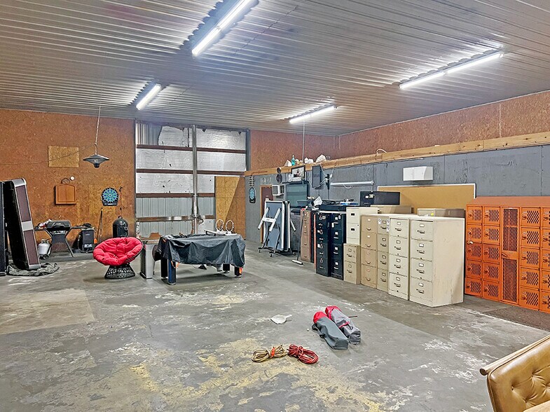 3942 Mississippi Ave, Cahokia Heights, IL à vendre - Photo de l’immeuble – Image 3 sur 6