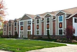 Plus de détails pour 92 N Summit St, Southington, CT - Bureau à louer