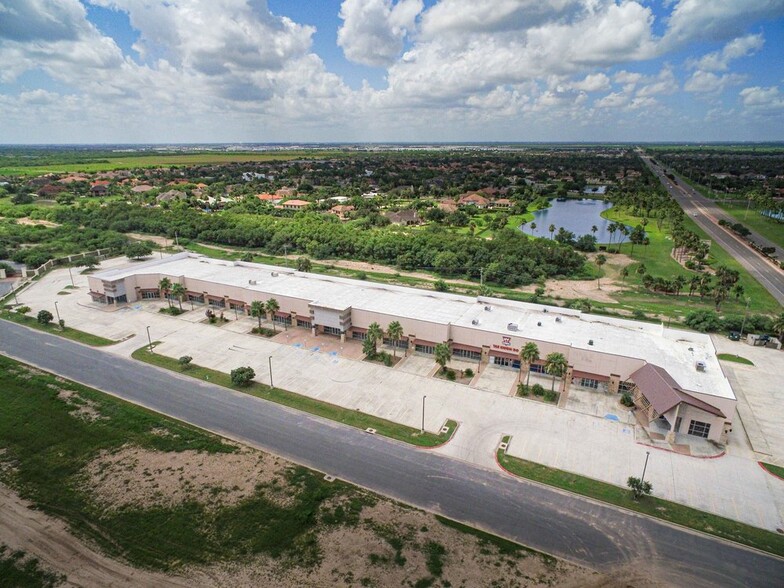 2401 S Shary Rd, Mission, TX à louer - Photo de l’immeuble – Image 3 sur 8