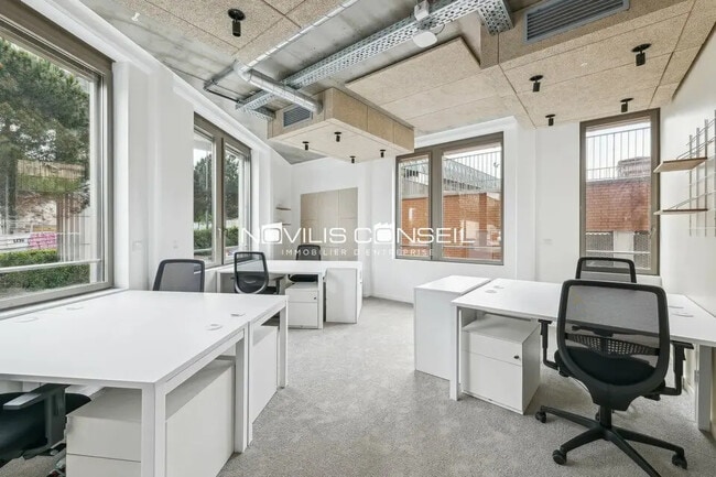 Plus de détails pour Coworking à louer