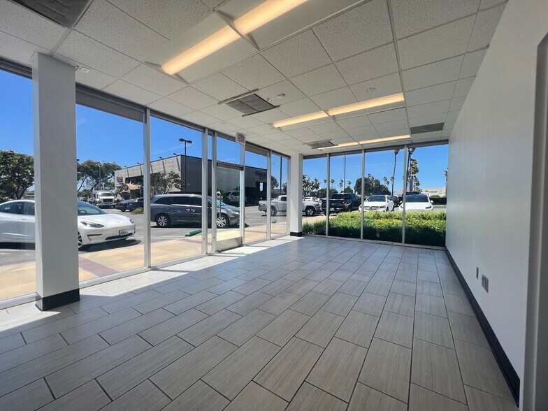 22330 Hawthorne Blvd, Torrance, CA à louer - Photo intérieure – Image 3 sur 12